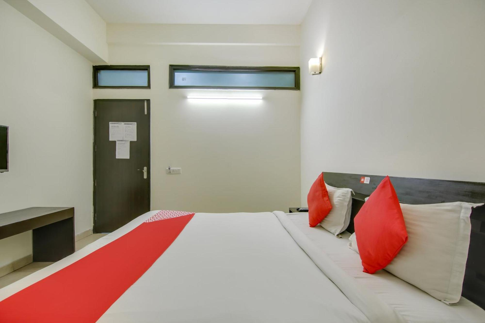 Hotel O Dream View Near Omaxe Celebration Mall Gurgaon Exterior photo