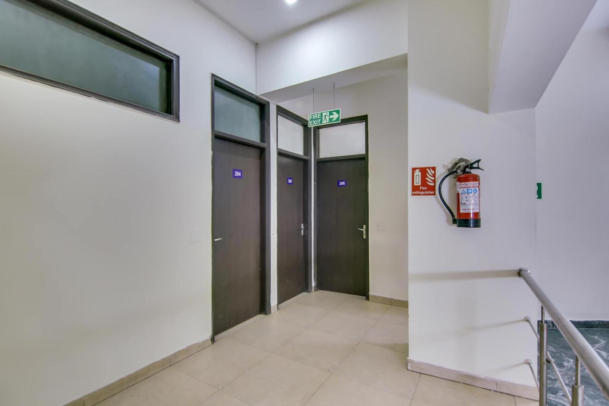Hotel O Dream View Near Omaxe Celebration Mall Gurgaon Exterior photo